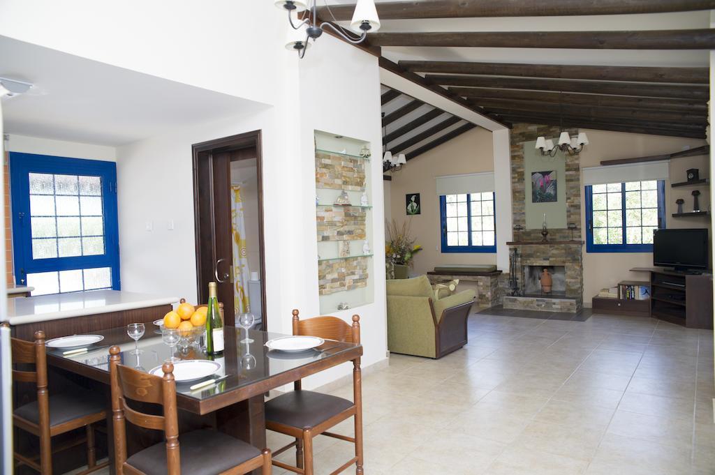 Akamas Edge Villas Polis Zimmer foto
